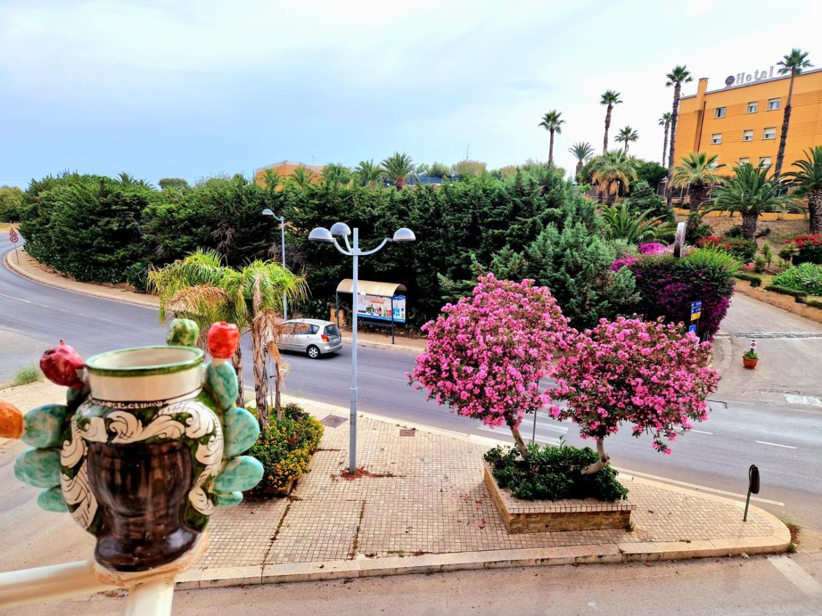 B&B Il Giardino Dei Templi Agrigento Exteriör bild